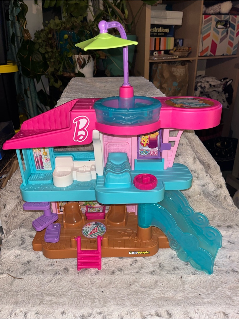 Little People Barbie Multi-Level Dreamhouse